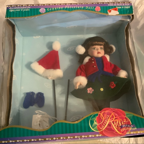 SKIING DOLL PORCELAIN XMAS WINTER DRESS VINTAGE SET - Picture 5 of 11